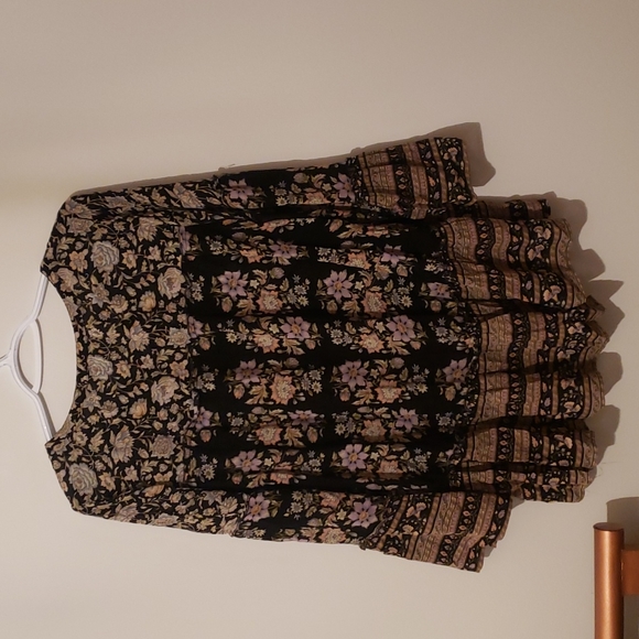 American Eagle outfitters long sleeve floral ruffle top size M - Picture 3 of 3